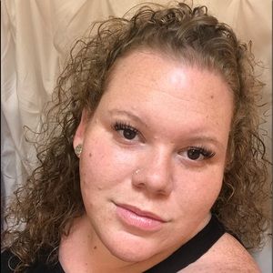 Meet your Posher, Brandy